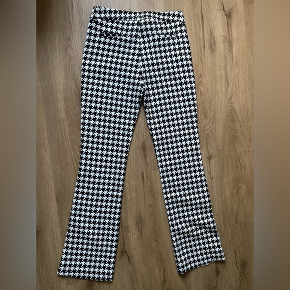 ANINE BING REVOLVE Jocelyn Houndstooth Trouser in Black & White - Picture 3 of 10